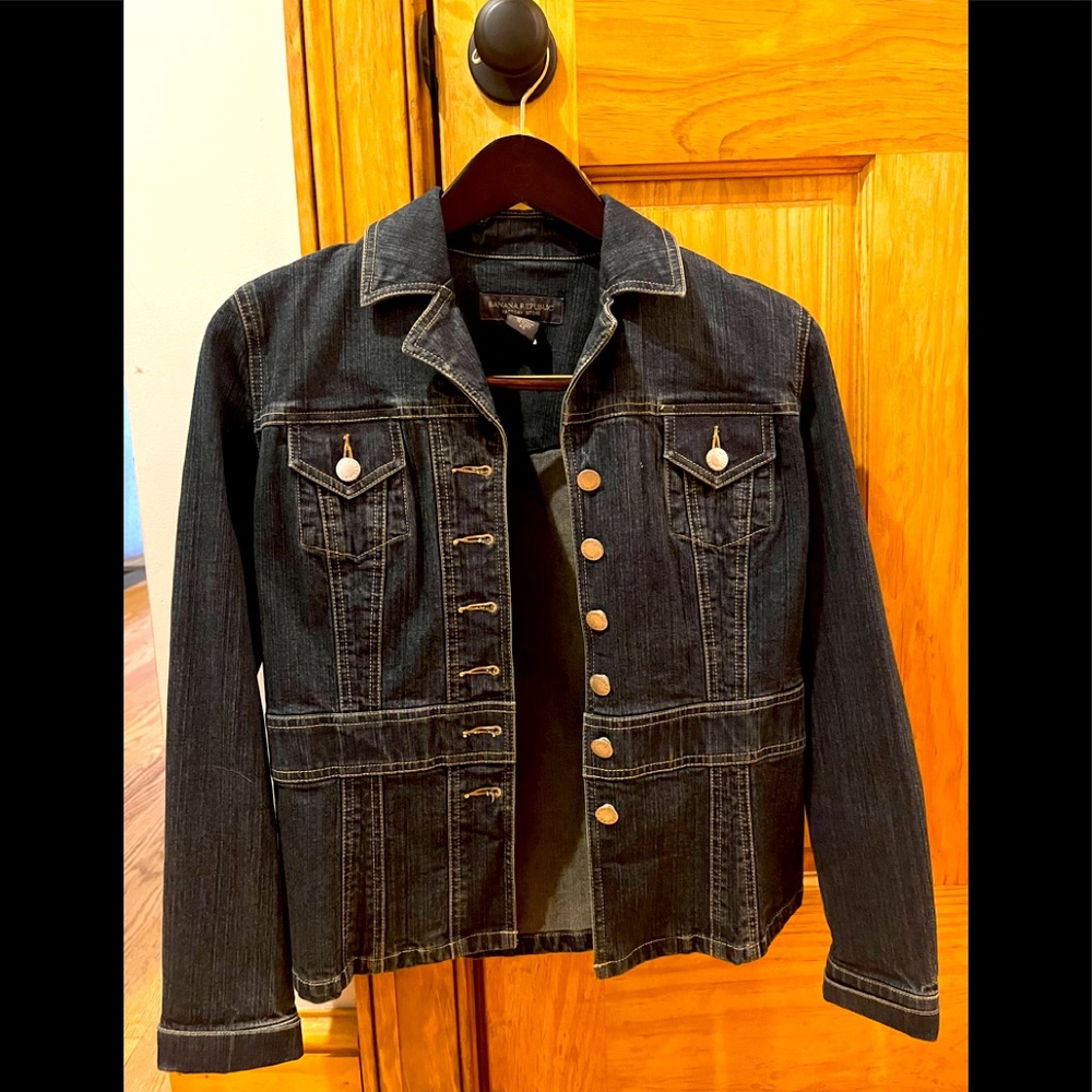 Banana Republic Dark Denim Jean Jacket Worn onceTailored fit. Perfect layer